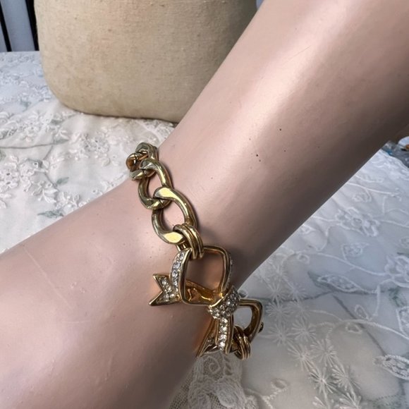 Juicy Couture Bracelet Gold Plated LinksGold Bow with Crystals - Picture 3 of 11